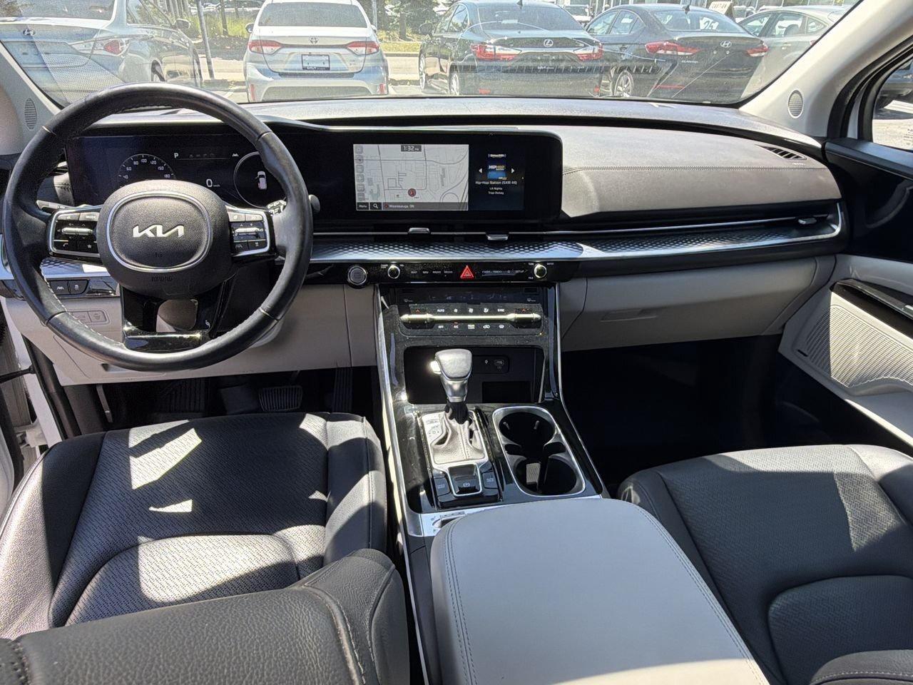 2024 Kia Carnival SX CLEAN CARFAX   7 SEATER   360CAM   MOONROOF   L Photo