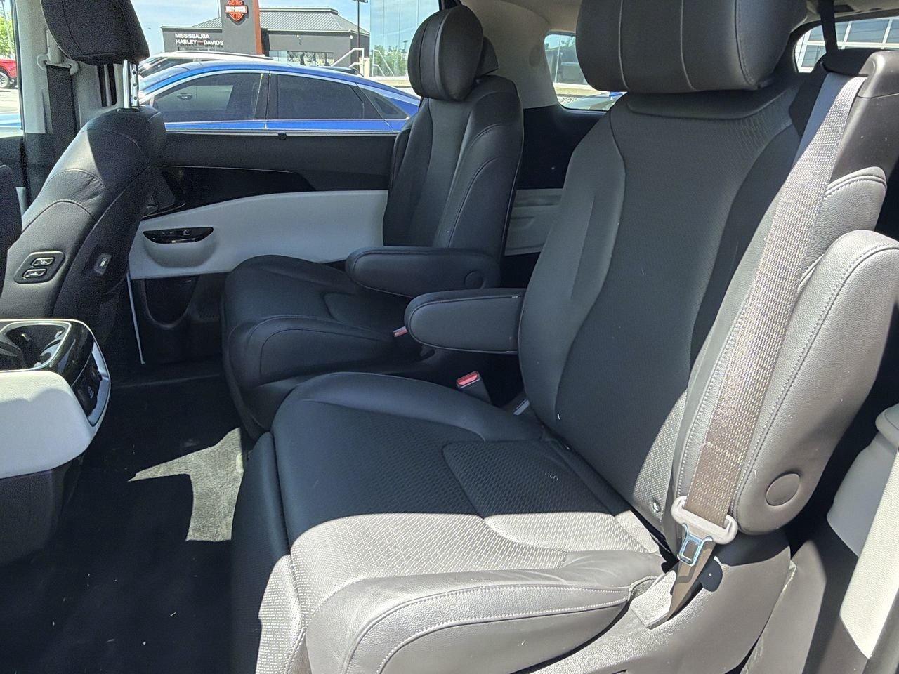 2024 Kia Carnival SX CLEAN CARFAX   7 SEATER   360CAM   MOONROOF   L Photo