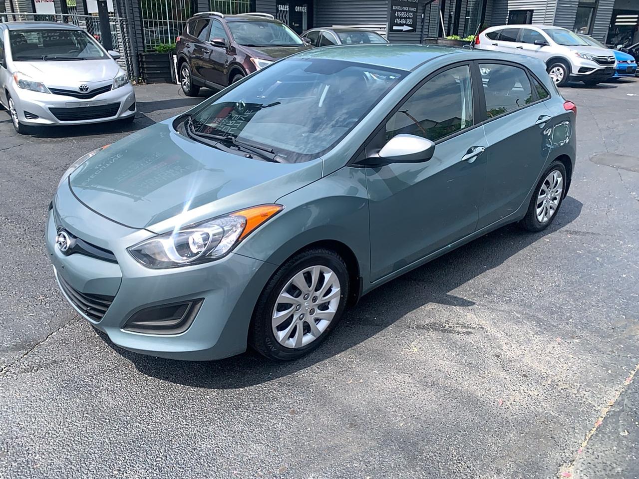 2014 Hyundai Elantra GT GL / LOW KM / SUPER CLEAN / UNDERCOATED / LIKE NEW - Photo #1