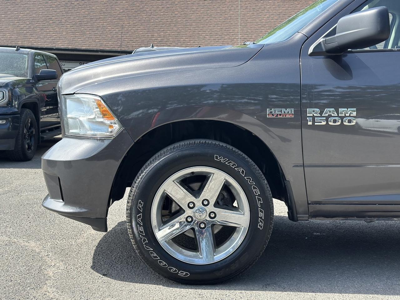 2017 RAM 1500 **ONE OWNER**CLEAN CARFAX**FINANCING AVAILABLE* Photo