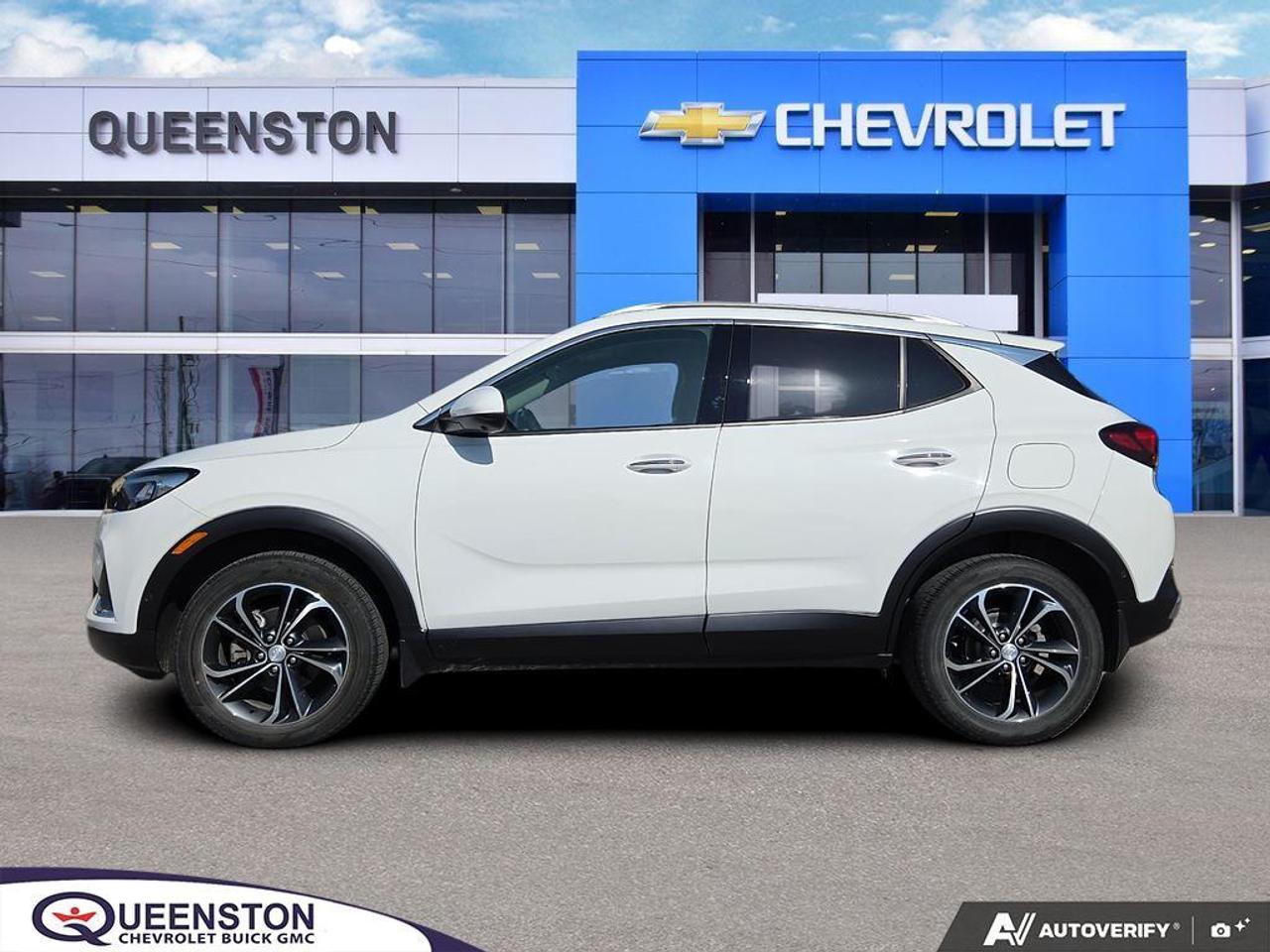 2023 Buick Encore GX Essence AWD   NO CLAIMS   ONE OWNER   BOSE Photo