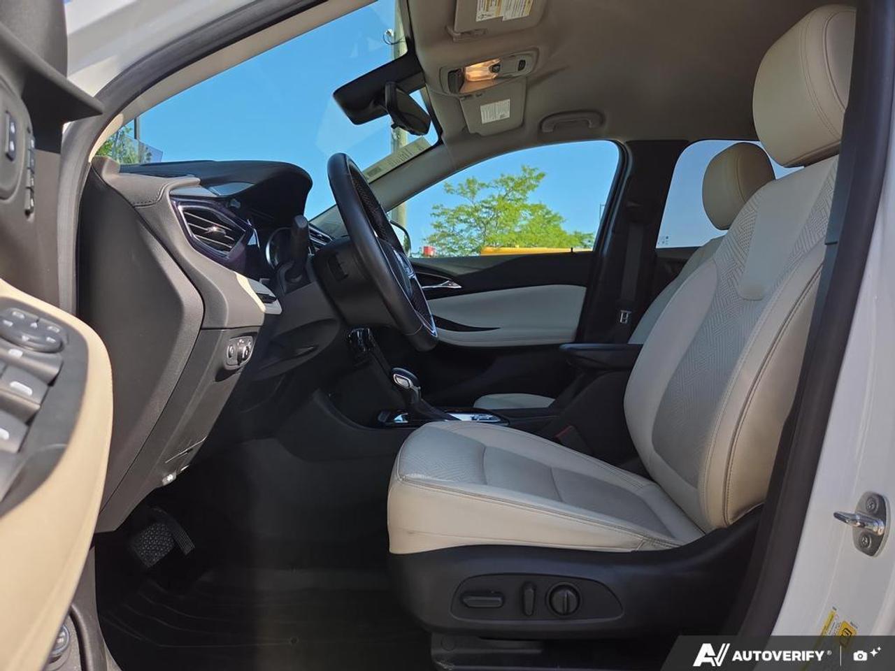 2023 Buick Encore GX Essence AWD   NO CLAIMS   ONE OWNER   BOSE Photo