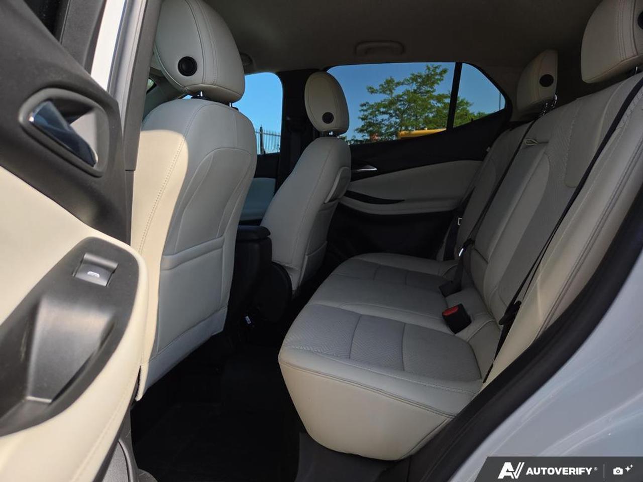 2023 Buick Encore GX Essence AWD   NO CLAIMS   ONE OWNER   BOSE Photo