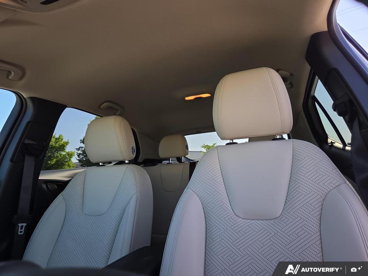 2023 Buick Encore GX Essence AWD   NO CLAIMS   ONE OWNER   BOSE Photo