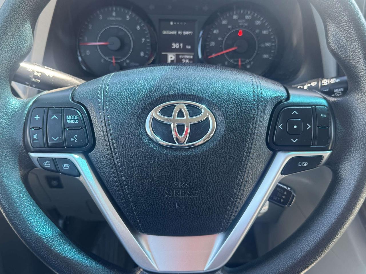 2017 Toyota Sienna 7-Pass AWD - Certified Photo