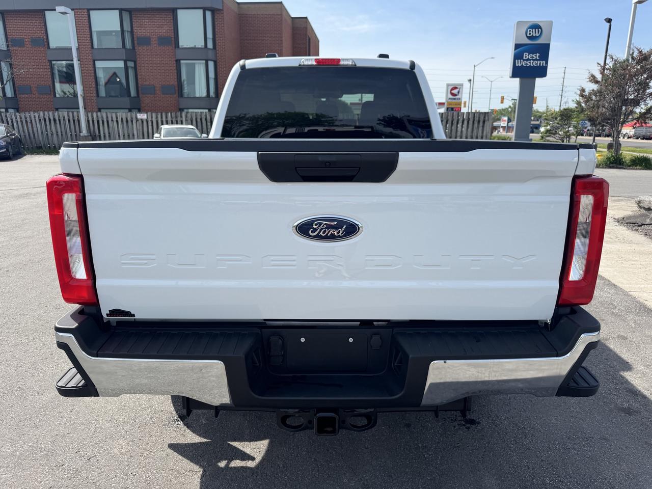 2025 Ford F-250 XLT 4WD Crew Cab Photo