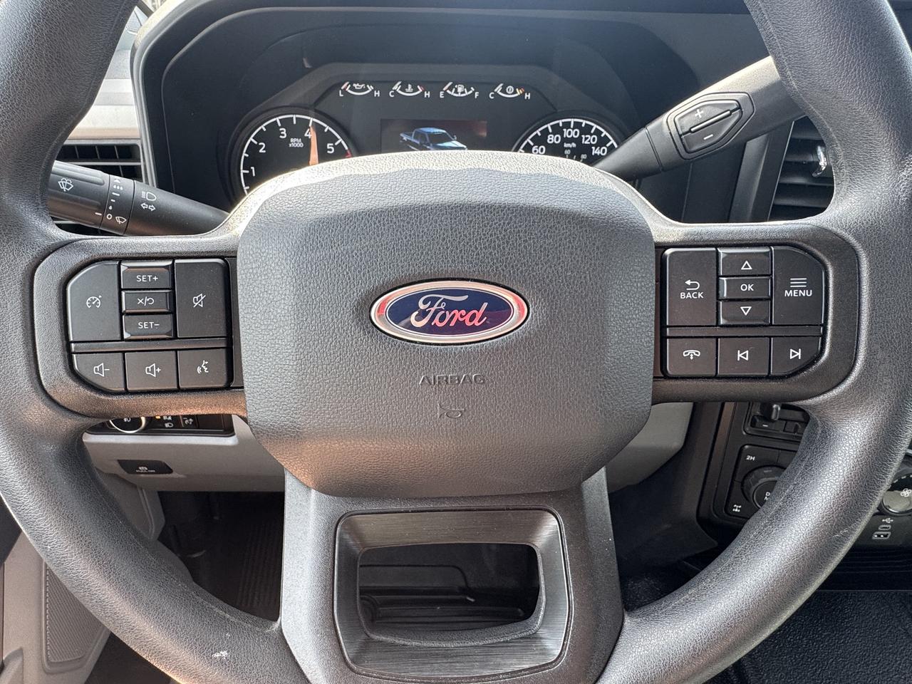 2025 Ford F-250 XLT 4WD Crew Cab Photo