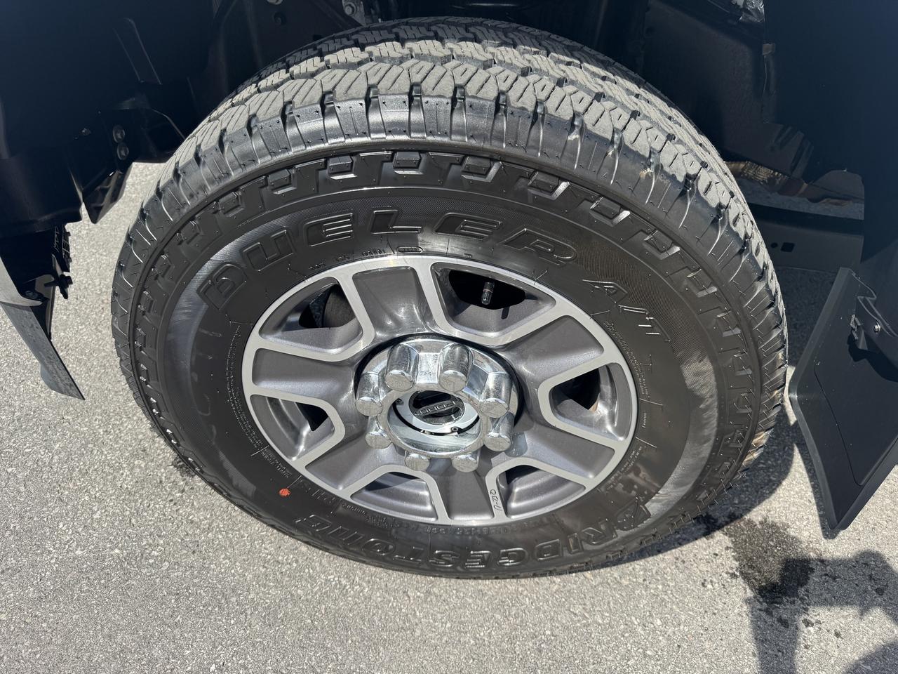 2025 Ford F-250 XLT 4WD Crew Cab Photo