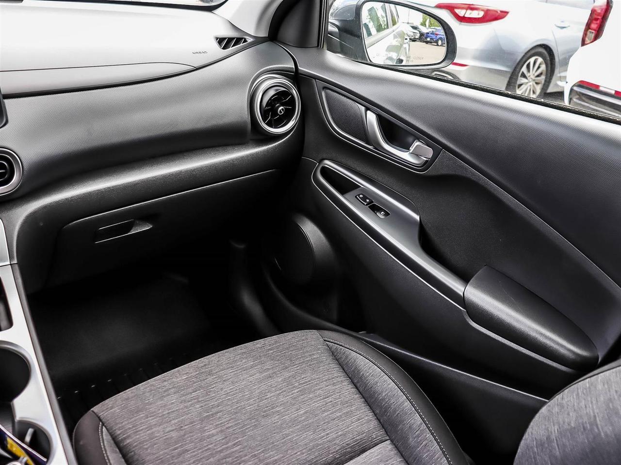 2022 Hyundai KONA electric Preferred Photo