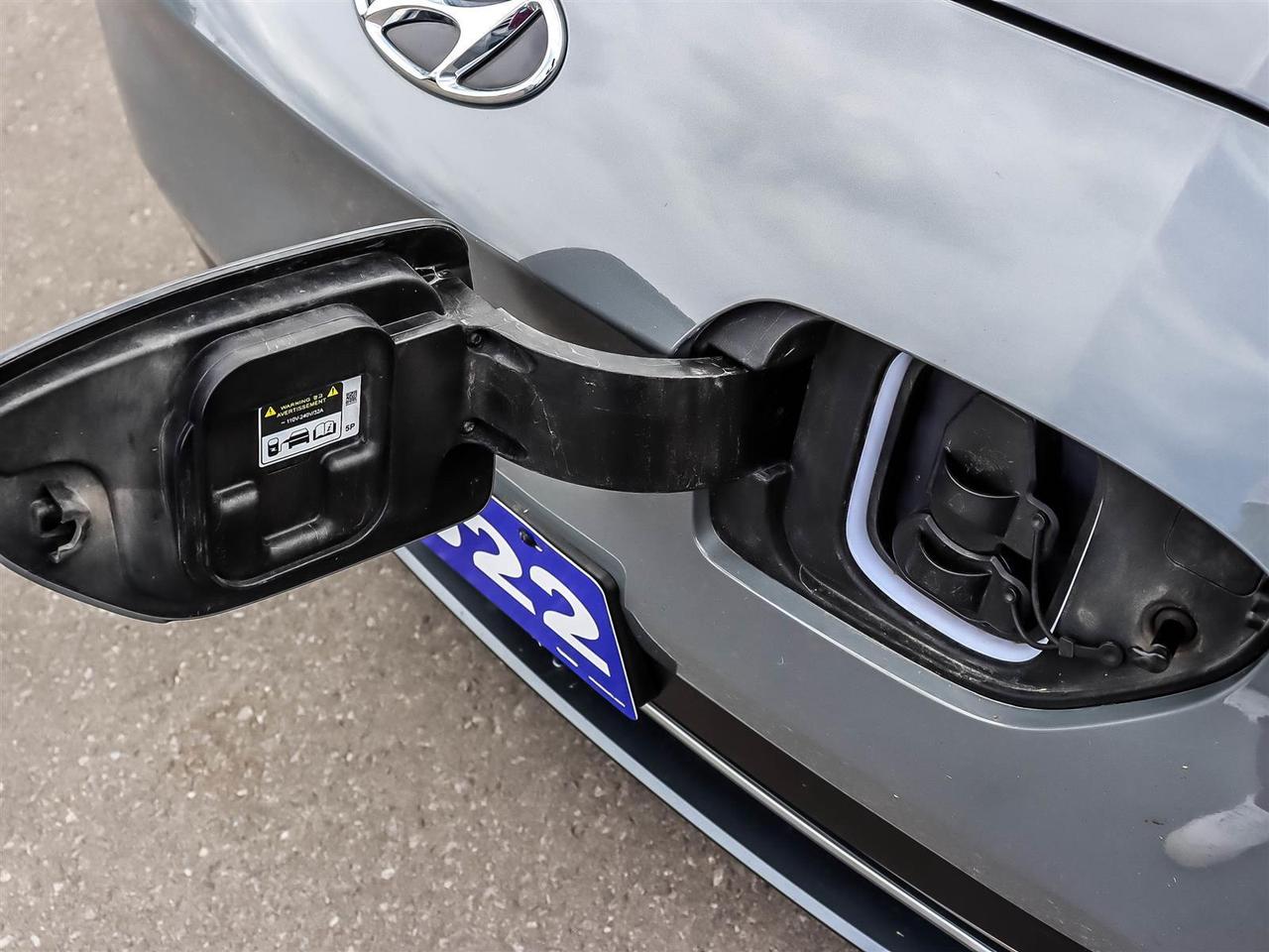 2022 Hyundai KONA electric Preferred Photo