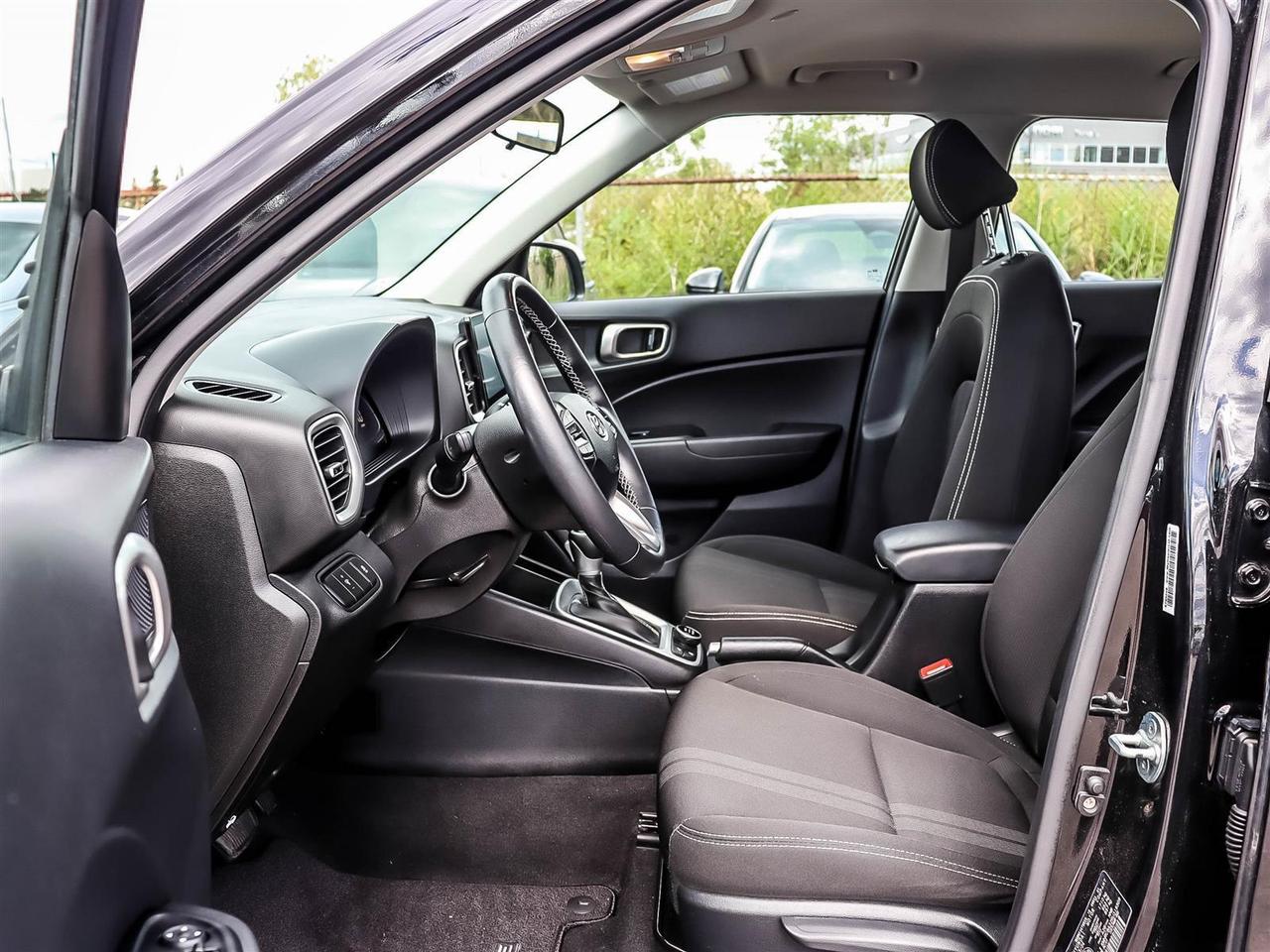 2024 Hyundai Venue PREFERRED Photo