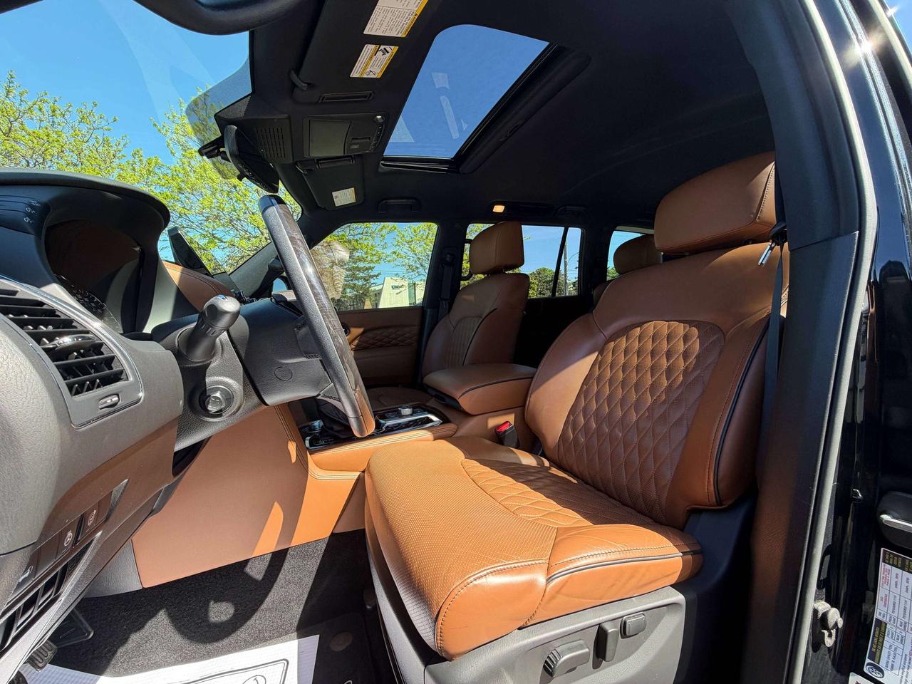 2023 Infiniti QX80 PROACTIVE, CAPTAINS CHAIRS, BOSE, 7 PASSENGER Photo