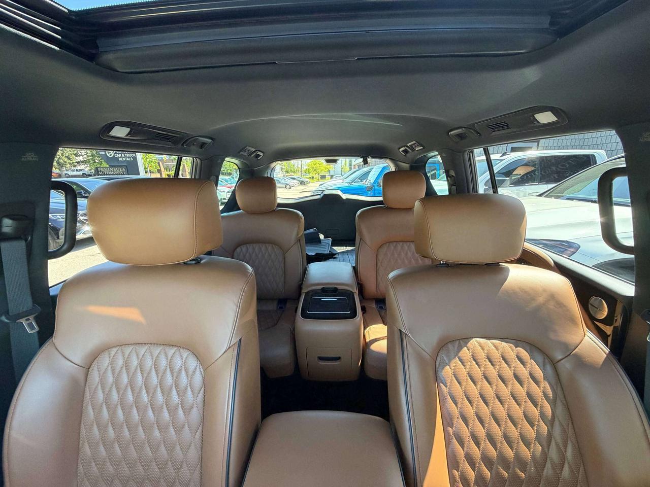 2023 Infiniti QX80 PROACTIVE, CAPTAINS CHAIRS, BOSE, 7 PASSENGER Photo3