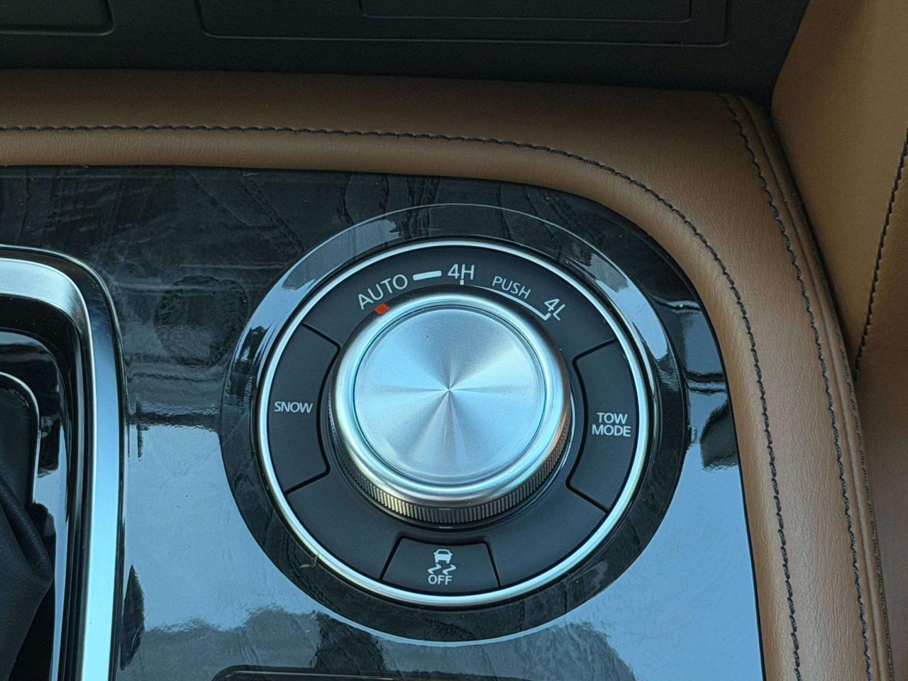 2023 Infiniti QX80 PROACTIVE, CAPTAINS CHAIRS, BOSE, 7 PASSENGER Photo