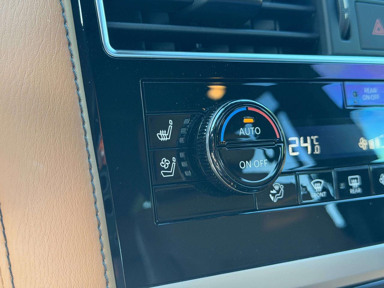 2023 Infiniti QX80 PROACTIVE, CAPTAINS CHAIRS, BOSE, 7 PASSENGER Photo