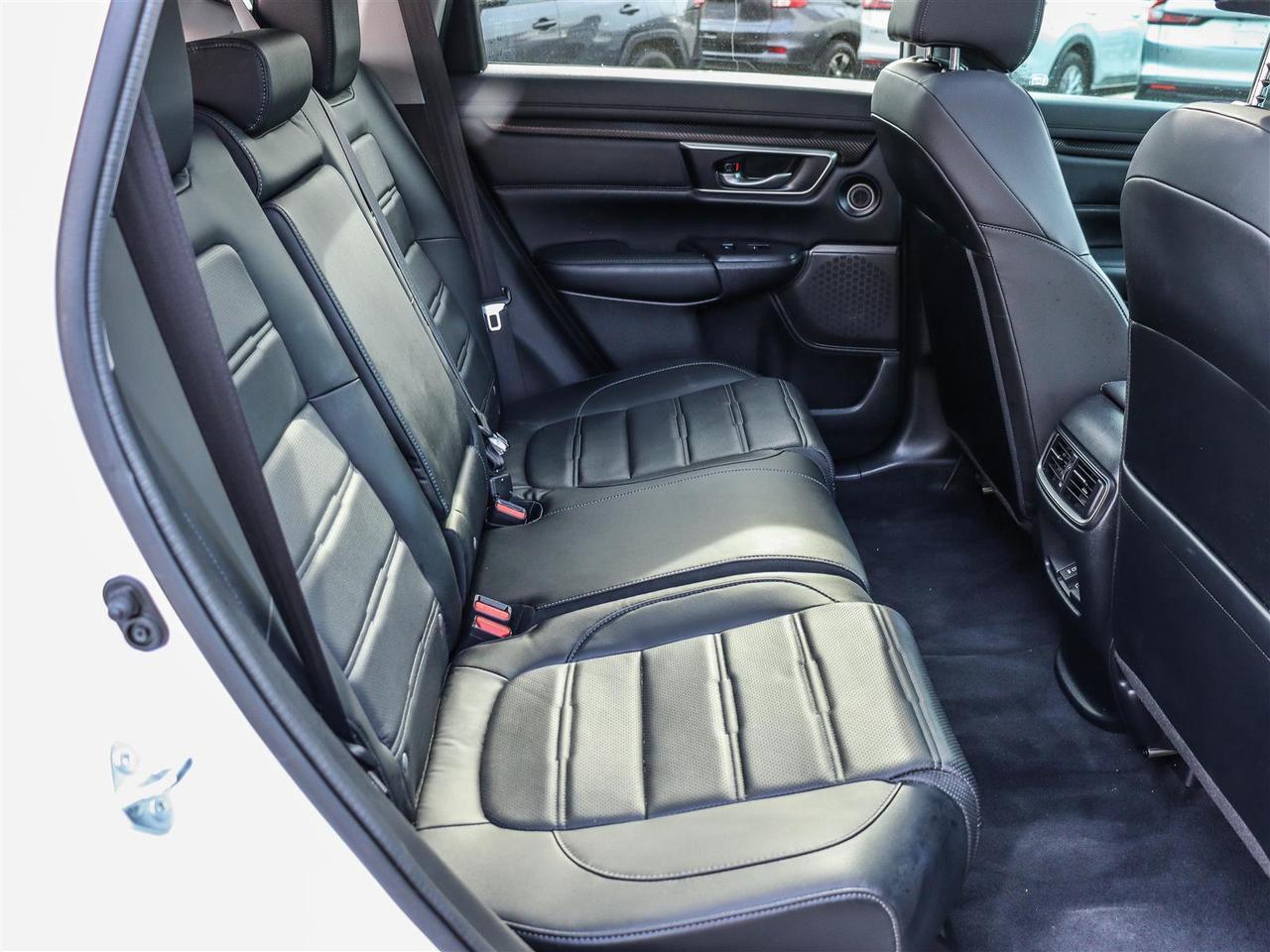 2022 Honda CR-V Touring LEATHER NAVI SUNROOF Photo