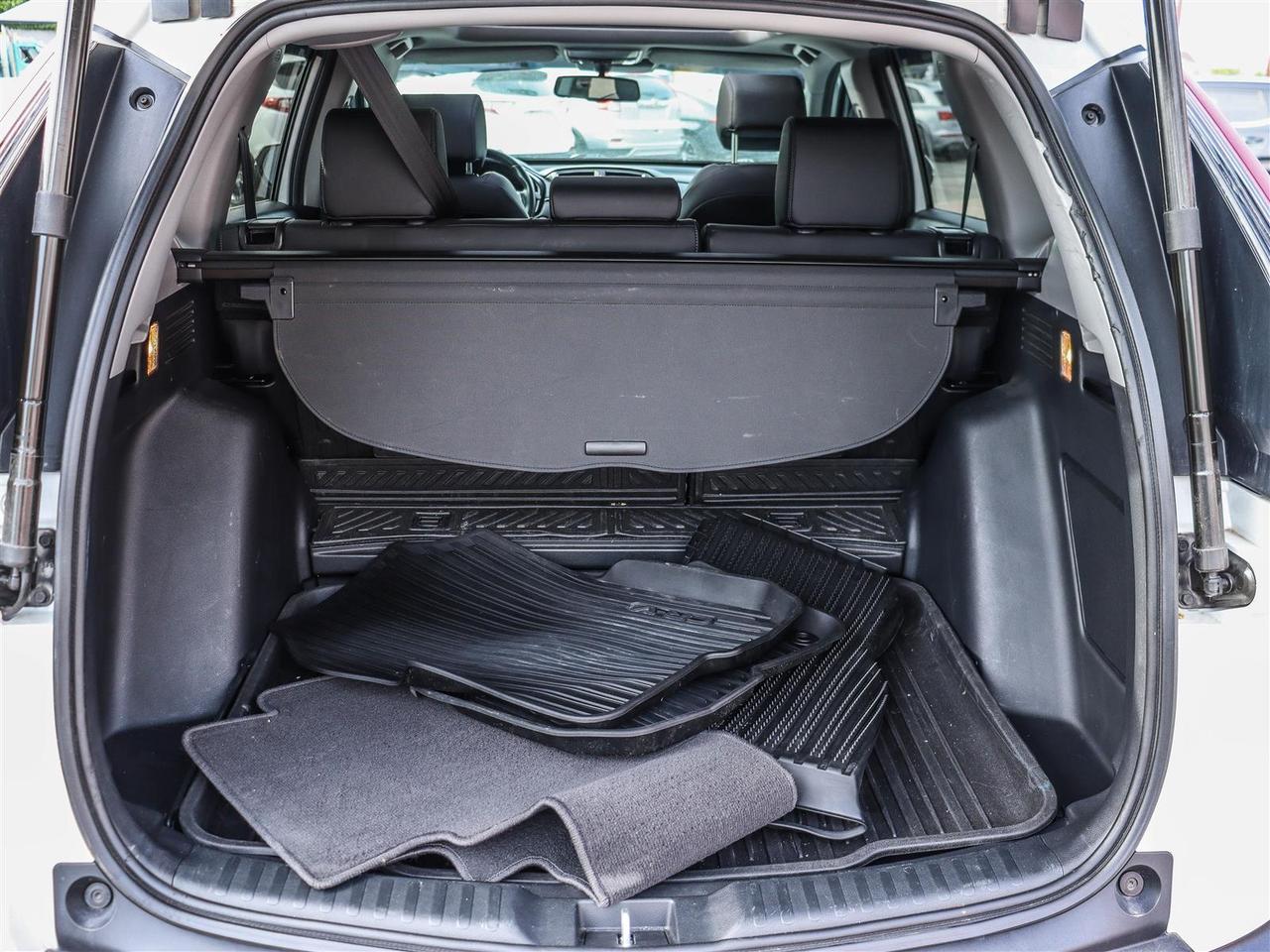 2022 Honda CR-V Touring LEATHER NAVI SUNROOF Photo