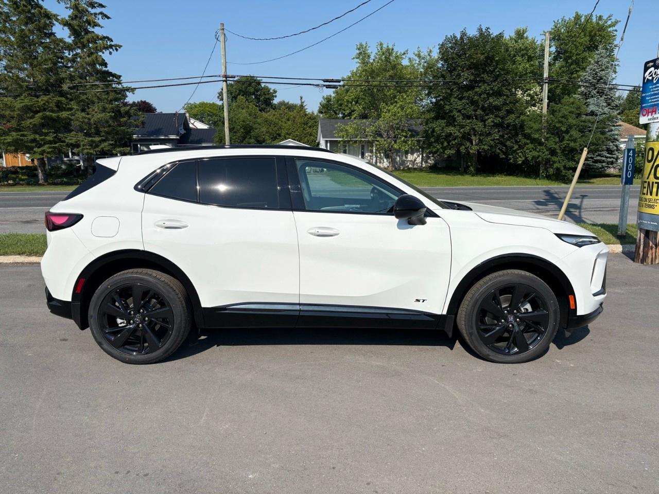 2026 Buick Envision AWD 4dr Sport Touring Photo3