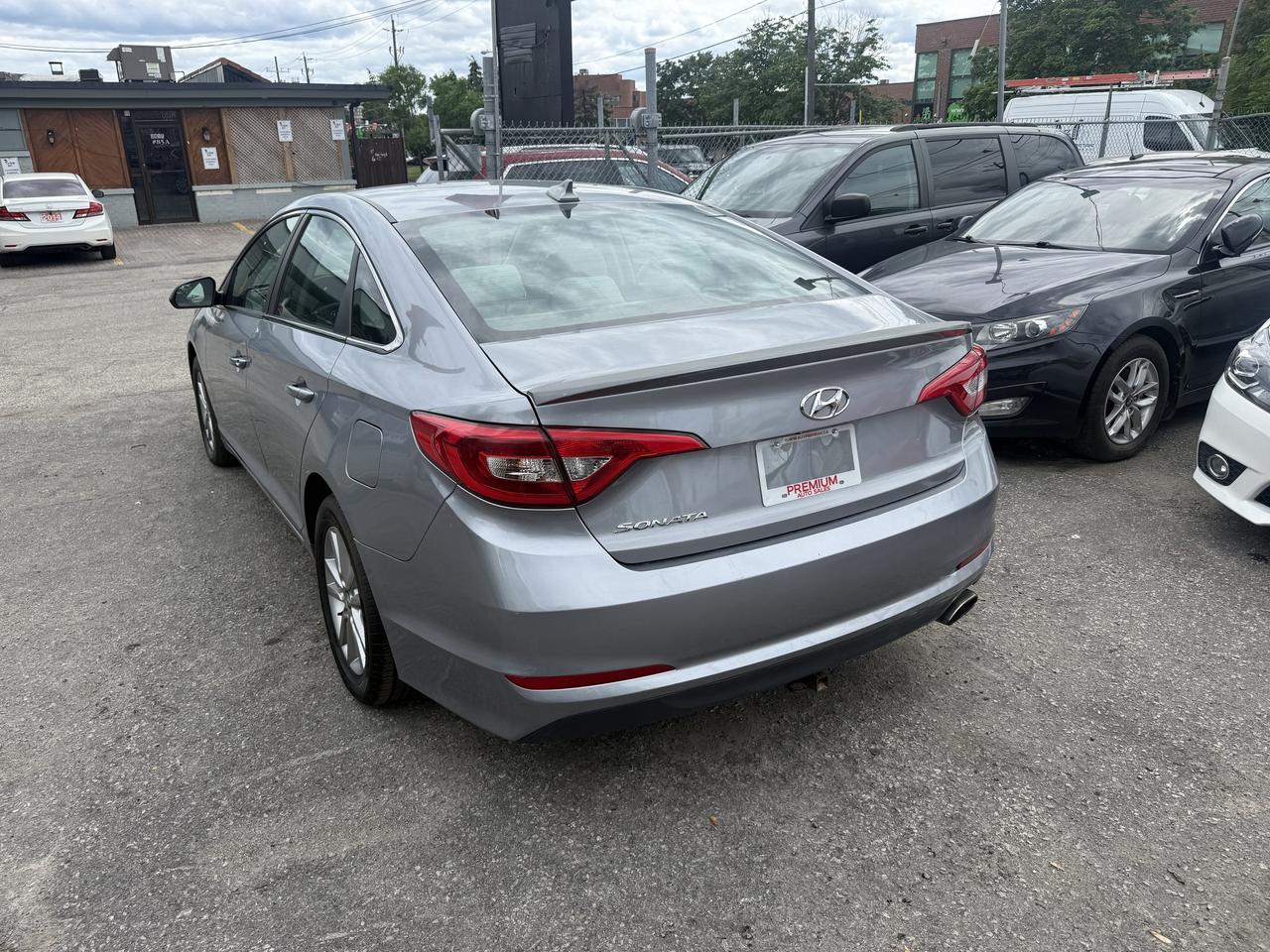 2015 Hyundai Sonata *** 3 YEAR WARRANTY INCLUDED *** Photo
