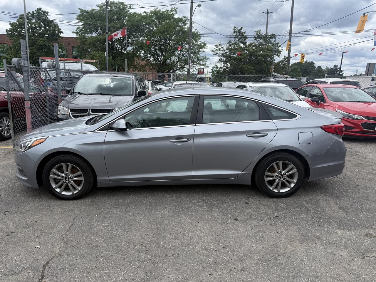 2015 Hyundai Sonata *** 3 YEAR WARRANTY INCLUDED *** Photo