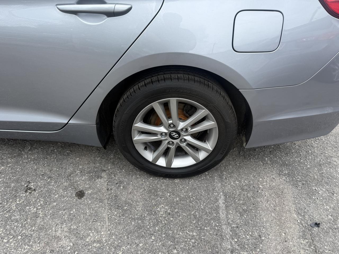 2015 Hyundai Sonata *** 3 YEAR WARRANTY INCLUDED *** Photo