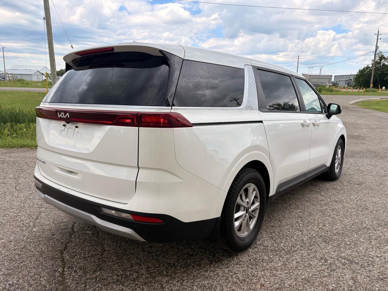 2022 Kia Carnival Fwd Lx Photo