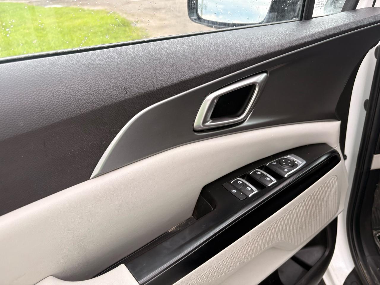 2022 Kia Carnival Fwd Lx Photo