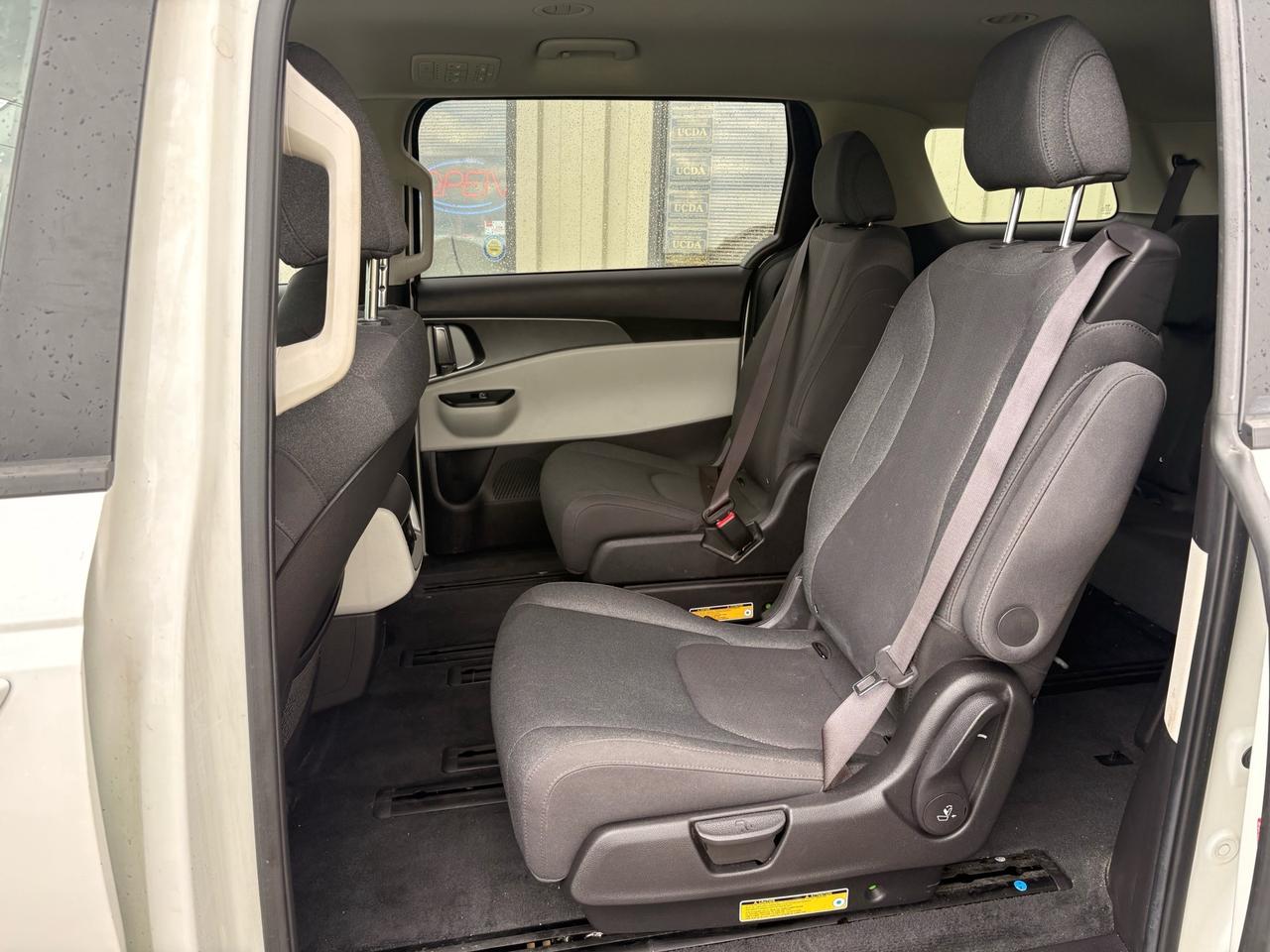 2022 Kia Carnival Fwd Lx Photo