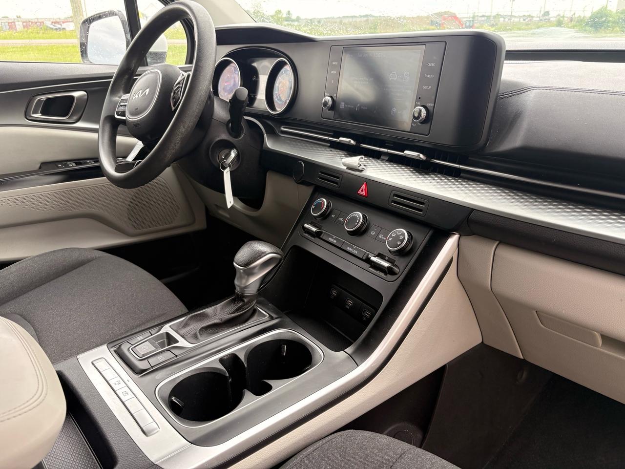 2022 Kia Carnival Fwd Lx Photo