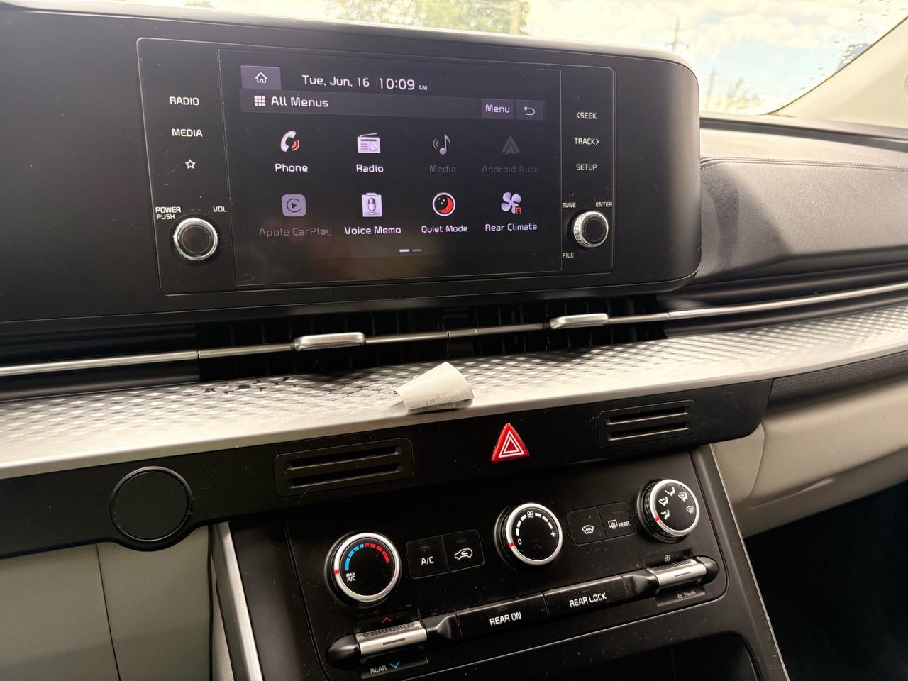 2022 Kia Carnival Fwd Lx Photo