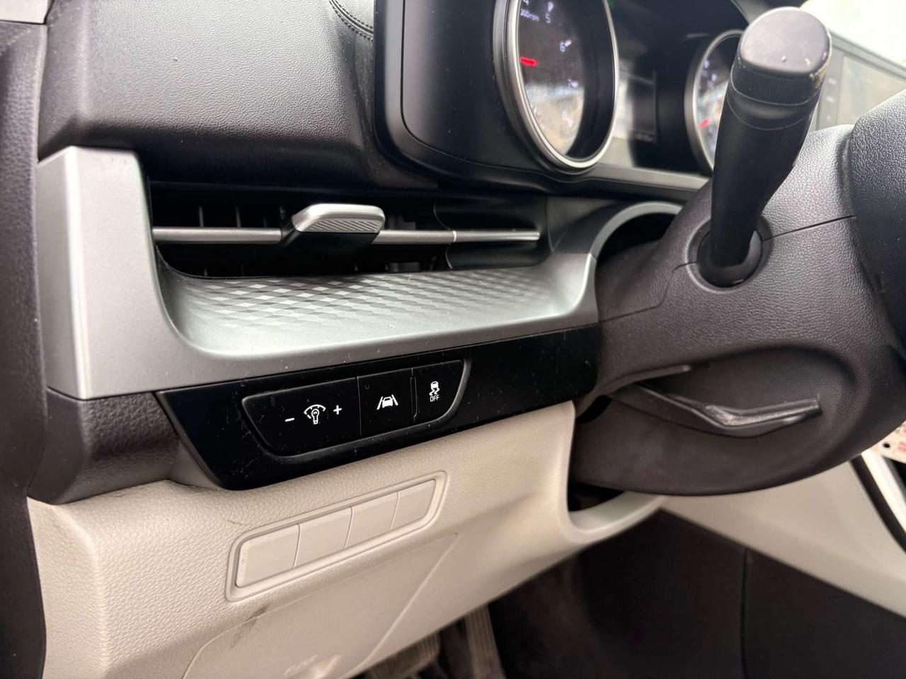 2022 Kia Carnival Fwd Lx Photo