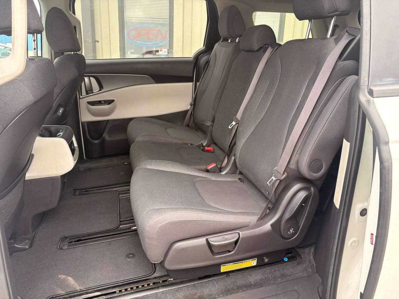 2022 Kia Carnival Fwd Lx Photo