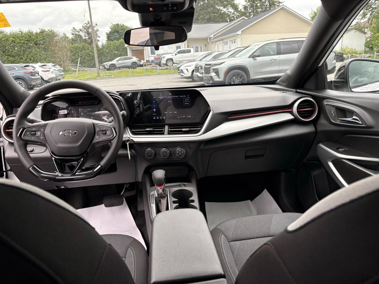 2026 Chevrolet Trax FWD 4dr 1RS Photo