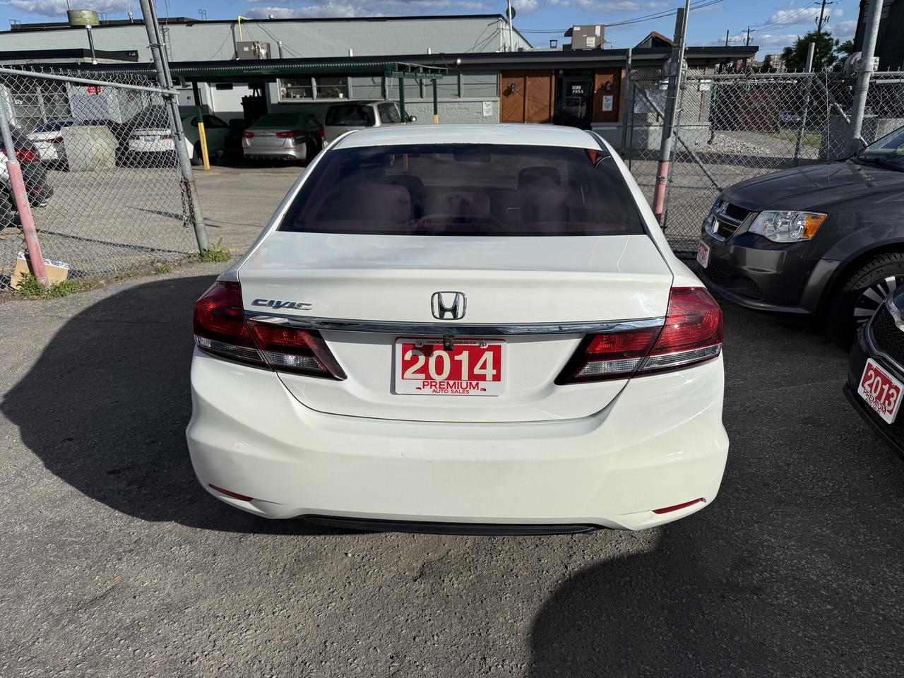 2014 Honda Civic Sedan *** 3 YEAR WARRANTY INCLUDED *** Photo