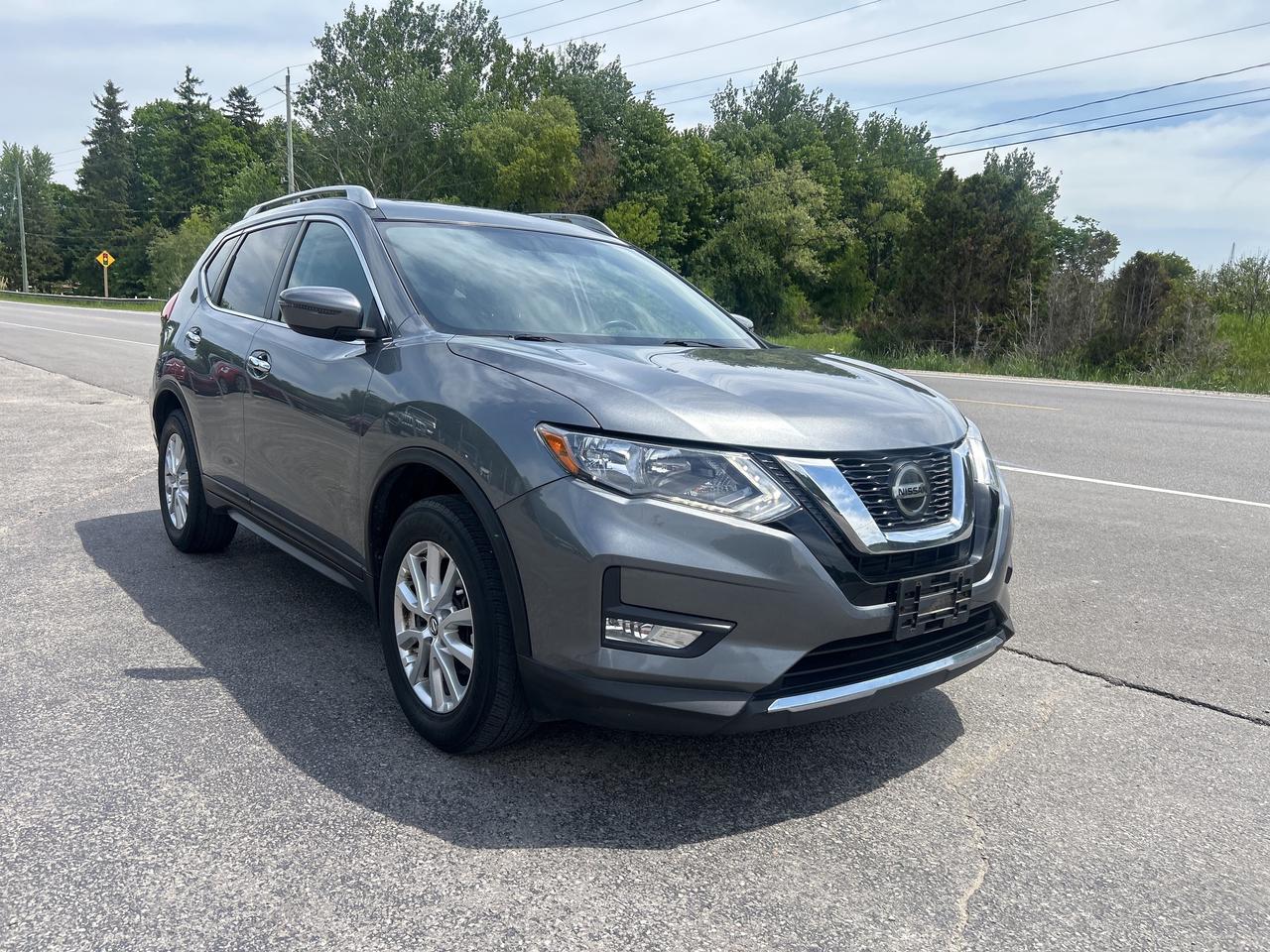 2018 Nissan Rogue SV, Backup Cam, Bluetooth, Pano Sunroof Photo2