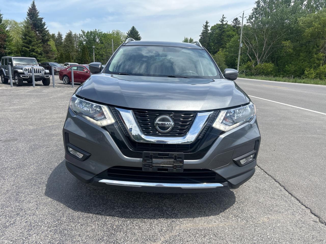 2018 Nissan Rogue SV, Backup Cam, Bluetooth, Pano Sunroof Photo