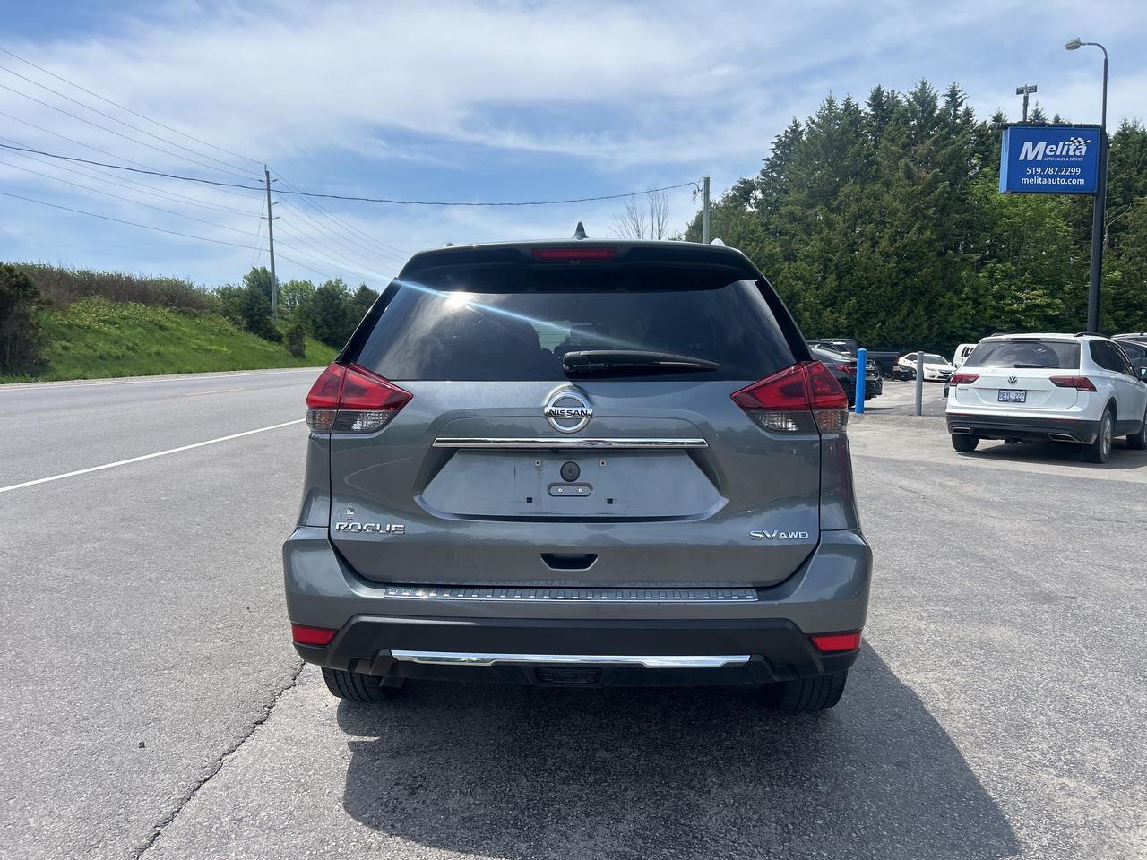 2018 Nissan Rogue SV, Backup Cam, Bluetooth, Pano Sunroof Photo