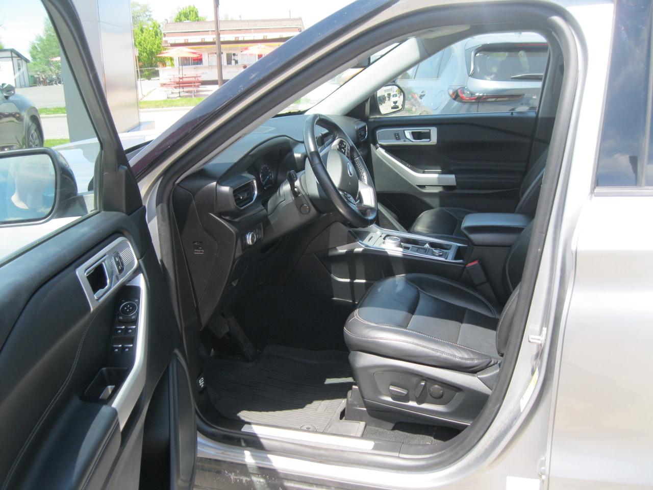 2022 Ford Explorer Limited 4dr 4x4 Photo4