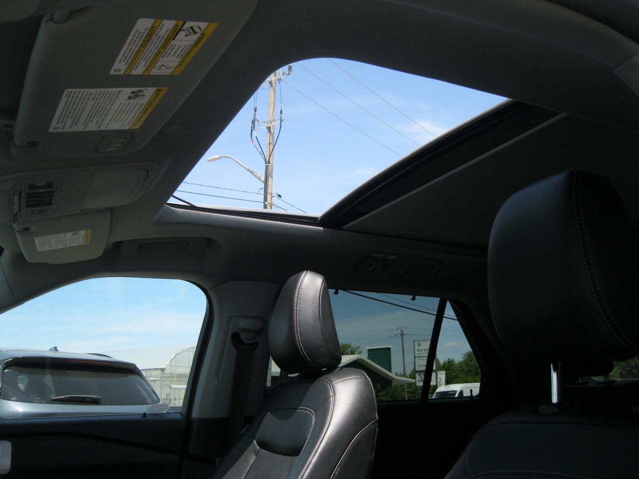 2022 Ford Explorer Limited 4dr 4x4 Photo