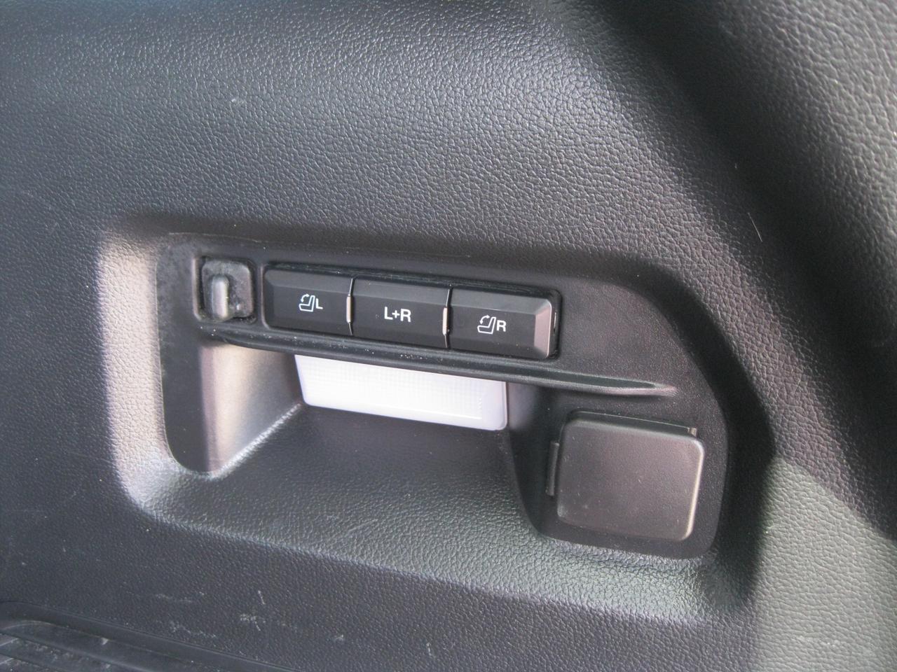 2022 Ford Explorer Limited 4dr 4x4 Photo