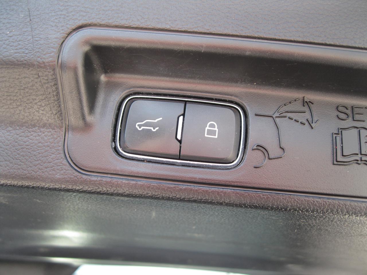 2022 Ford Explorer Limited 4dr 4x4 Photo