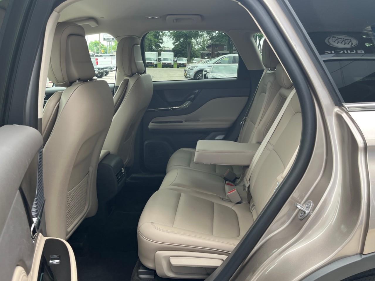 2020 Lincoln Corsair Standard Trim, Local trade Photo