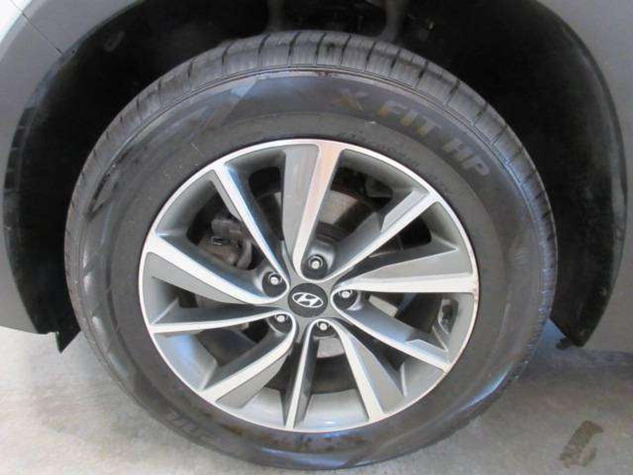 2019 Hyundai Santa Fe PREFERRED 2.0T, HTD. SEATS, APPLE/ANDROID, 83K! Photo