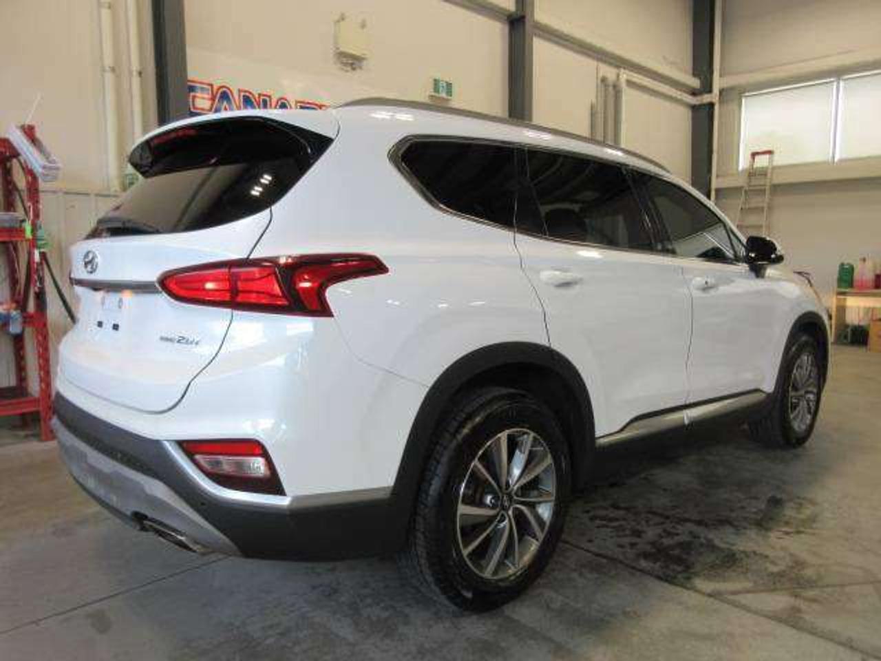 2019 Hyundai Santa Fe PREFERRED 2.0T, HTD. SEATS, APPLE/ANDROID, 83K! Photo