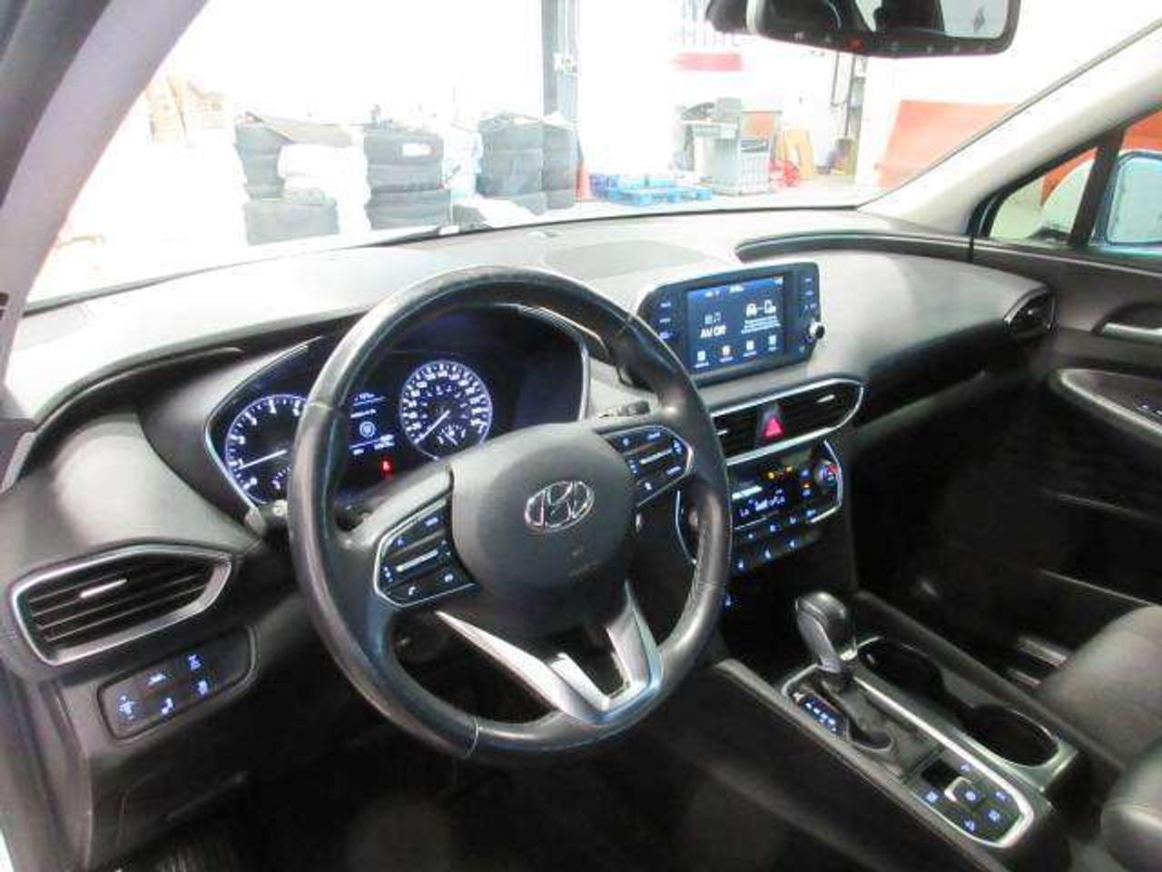 2019 Hyundai Santa Fe PREFERRED 2.0T, HTD. SEATS, APPLE/ANDROID, 83K! Photo