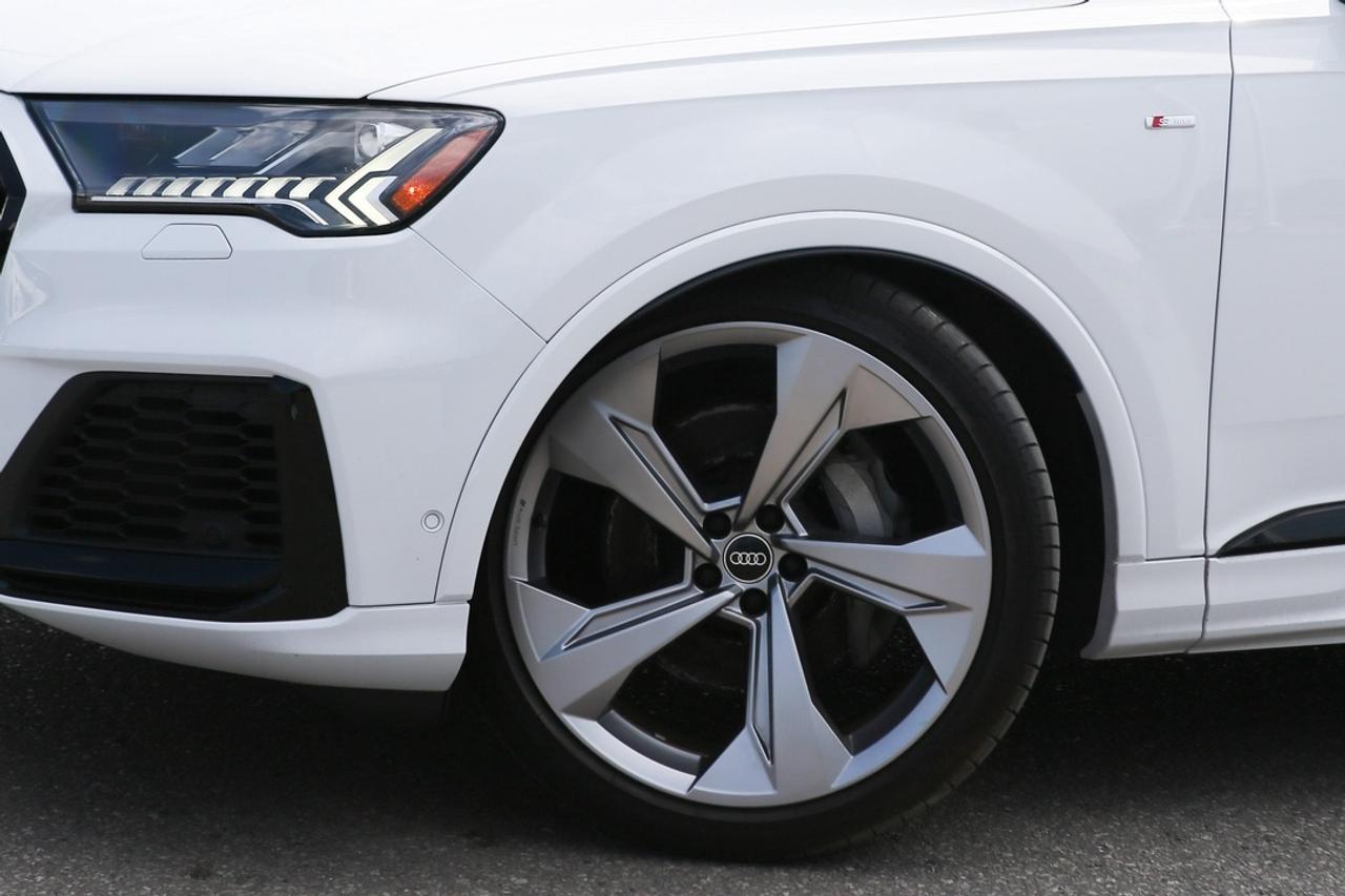 2023 Audi Q7 TECHNIK 3.0L TURBOCHARGED V6   QUATTRO AWD   7-PASSENGER LUXURY   PREMIUM PERFORMANCE SUV Photo
