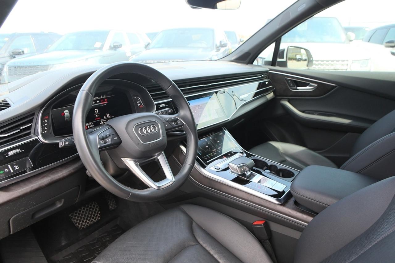 2023 Audi Q7 TECHNIK 3.0L TURBOCHARGED V6   QUATTRO AWD   7-PASSENGER LUXURY   PREMIUM PERFORMANCE SUV Photo