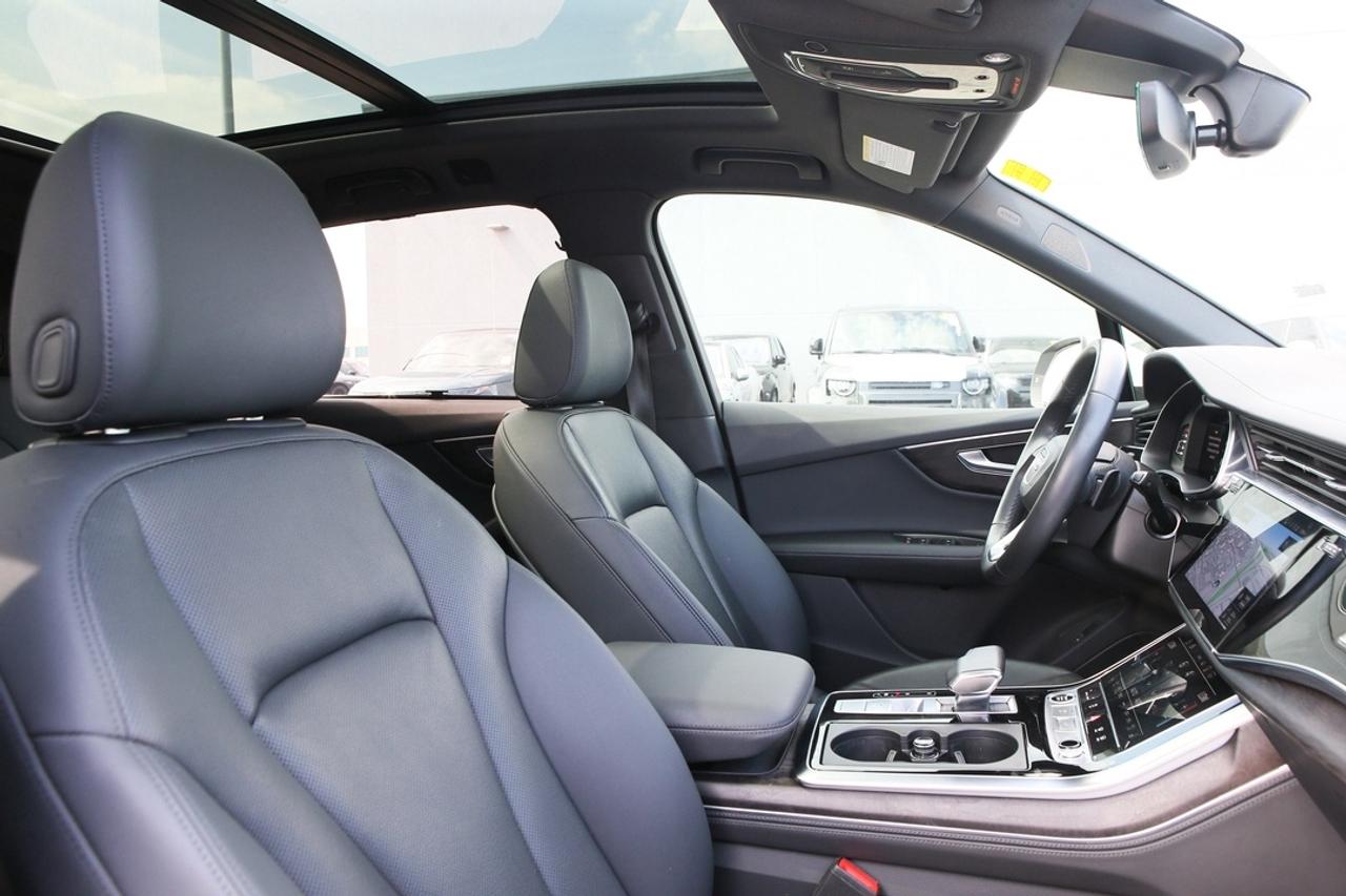 2023 Audi Q7 TECHNIK 3.0L TURBOCHARGED V6   QUATTRO AWD   7-PASSENGER LUXURY   PREMIUM PERFORMANCE SUV Photo