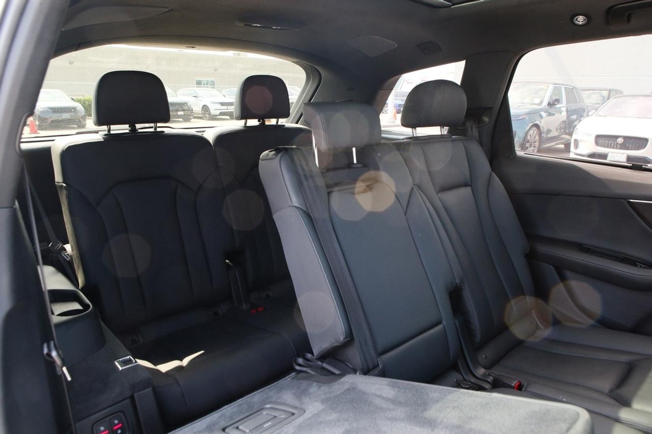 2023 Audi Q7 TECHNIK 3.0L TURBOCHARGED V6   QUATTRO AWD   7-PASSENGER LUXURY   PREMIUM PERFORMANCE SUV Photo