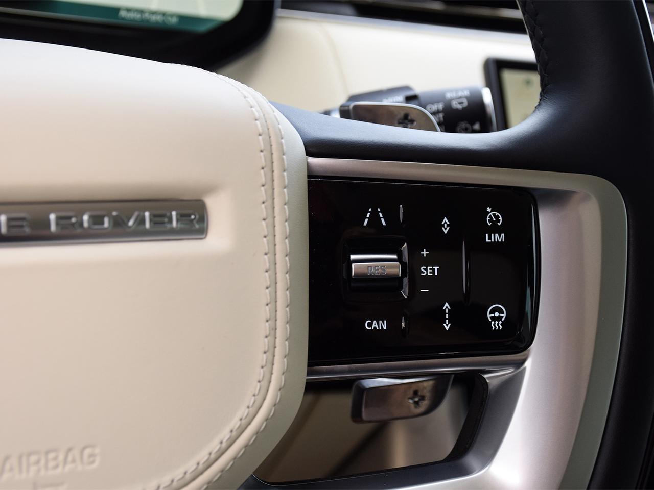 2025 Land Rover Range Rover SE/ONE OWNER/DEALER MAINTAINED/CLEAN CAR Photo